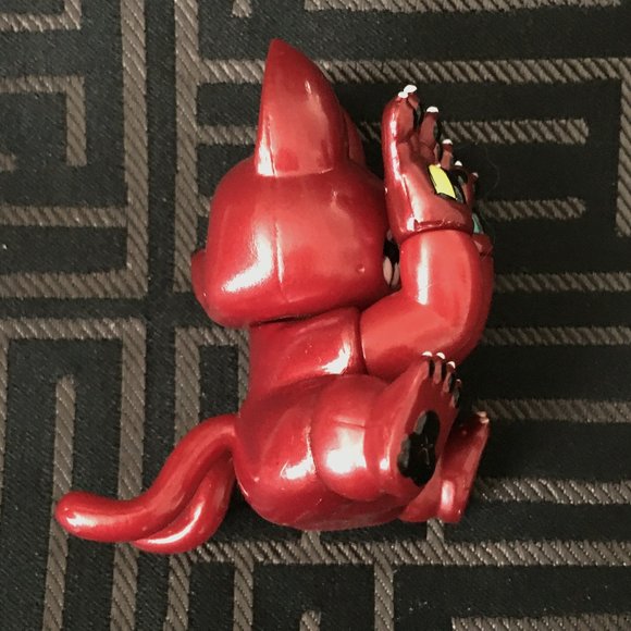 GRAPE BRAIN Hell's Cat Onigiri Maroon Version Gachapon Capsule Toy - Picture 4 of 13